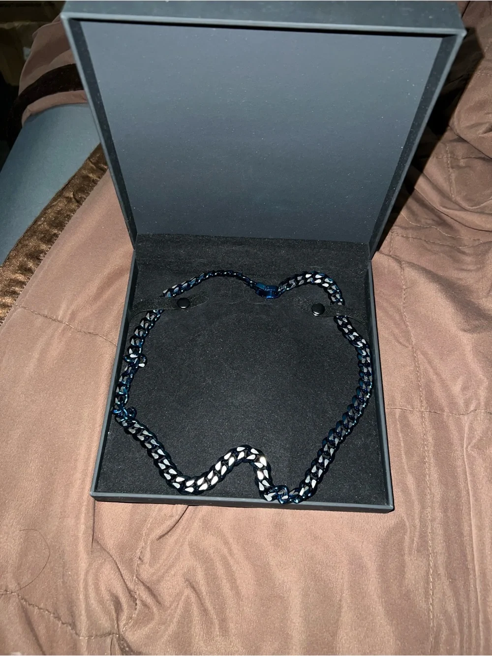 KAY JEWELERS Blue and Silver Two-Tone Cuban Link Necklace